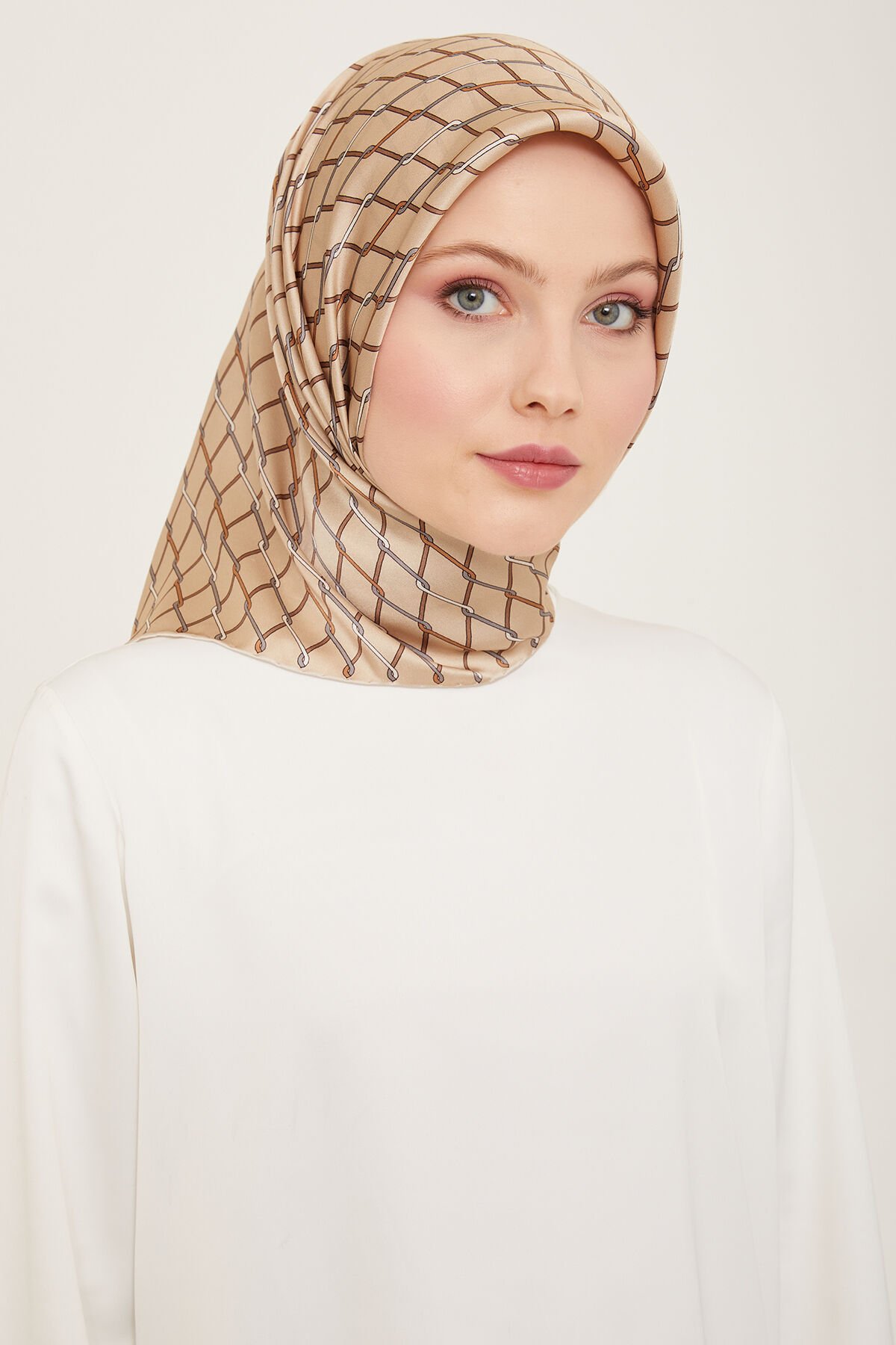 Armine İpek Eşarp 2024 İlkbahar-Yaz - 9152D-40- Tivil