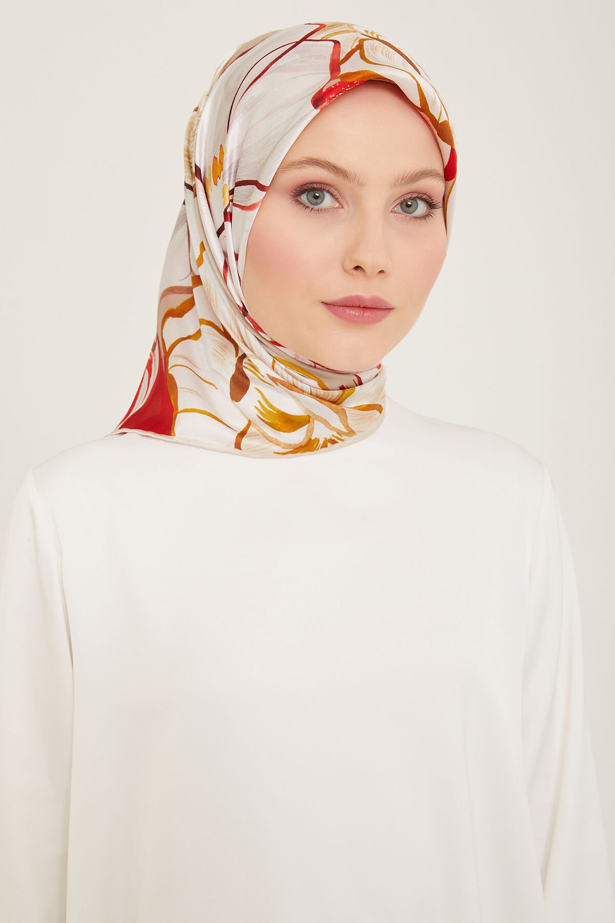 Armine İpek Eşarp 2024 İlkbahar-Yaz - 9110D-82 - Tivil