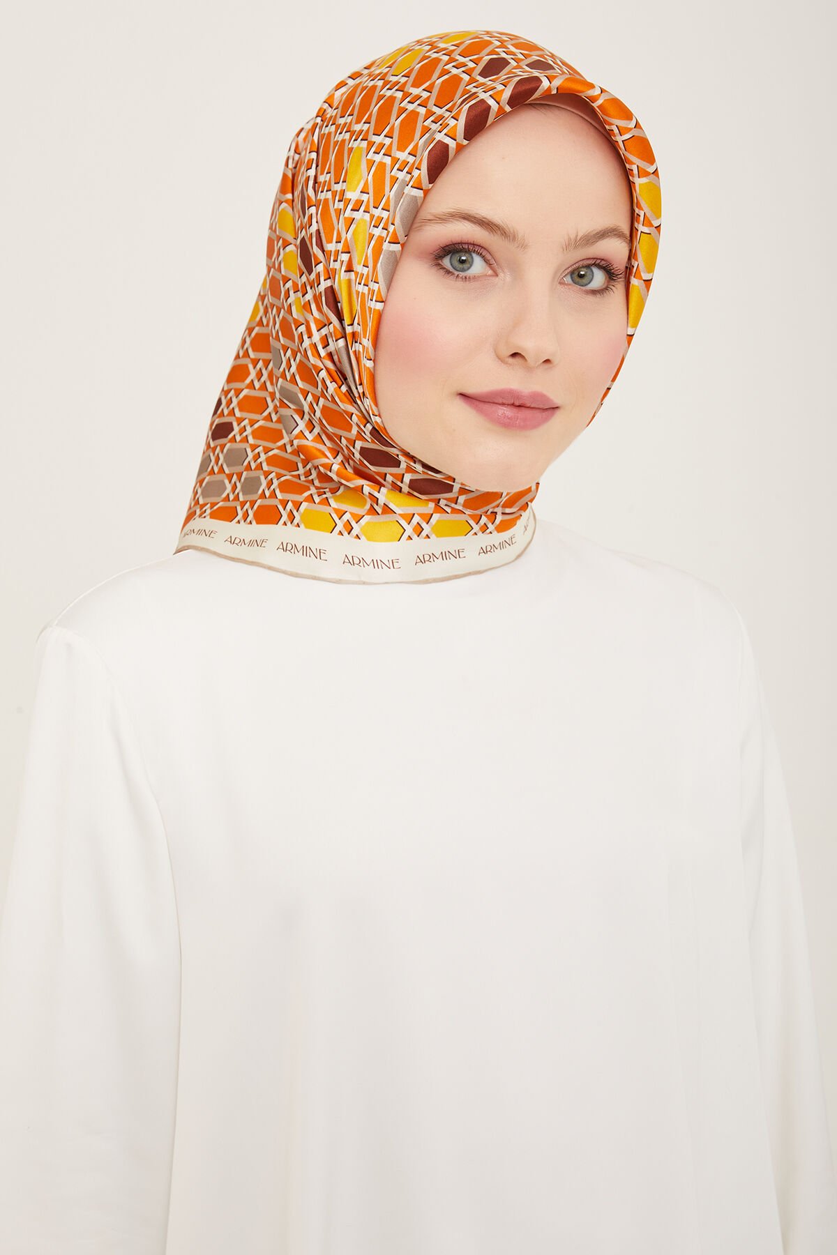 Armine İpek Eşarp 2024 İlkbahar-Yaz - 9144D-34 - Sura