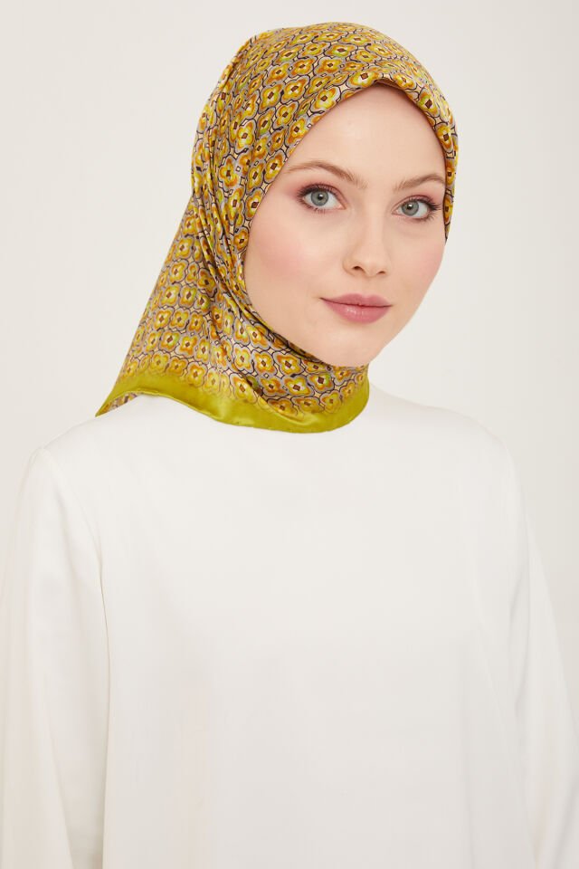 Armine İpek Eşarp 2024 İlkbahar-Yaz - 9134D-06 - Sura