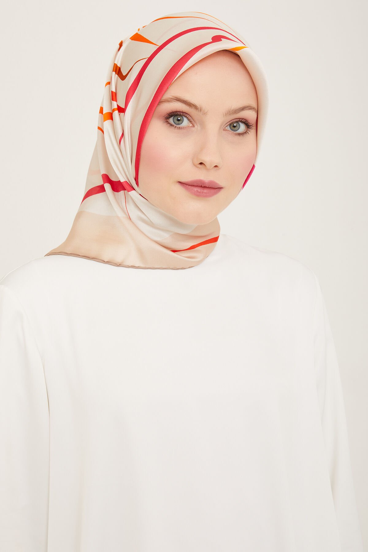 Armine İpek Eşarp 2024 İlkbahar-Yaz - 9115D-02 - Sura
