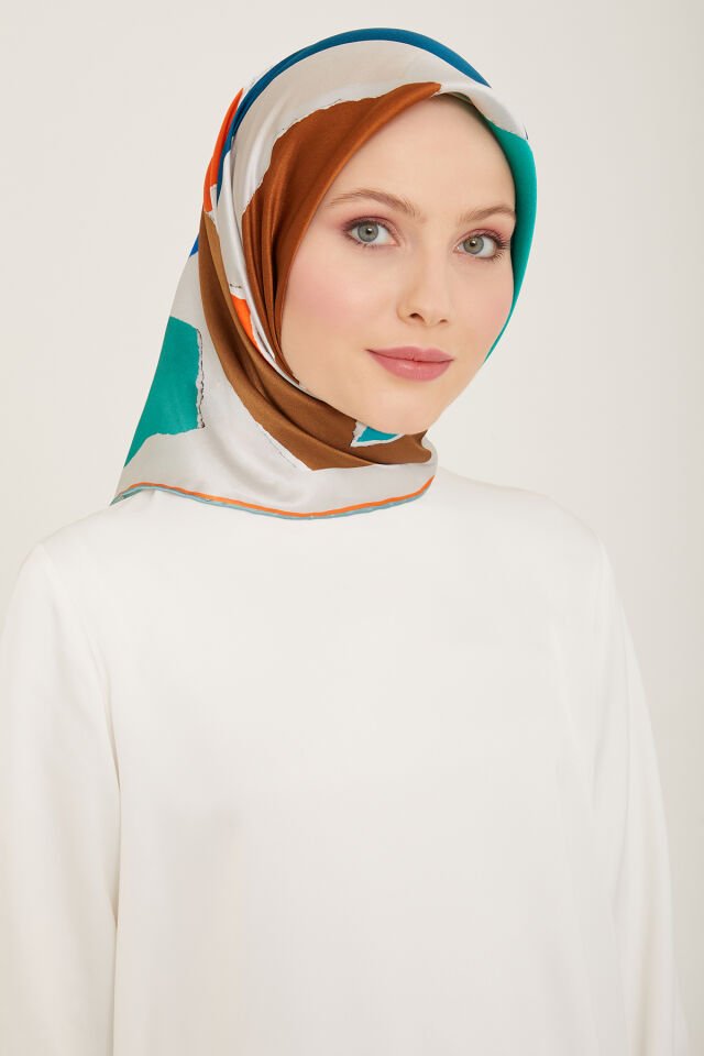 Armine İpek Eşarp 2024 İlkbahar-Yaz - 9125D-83 - Sura