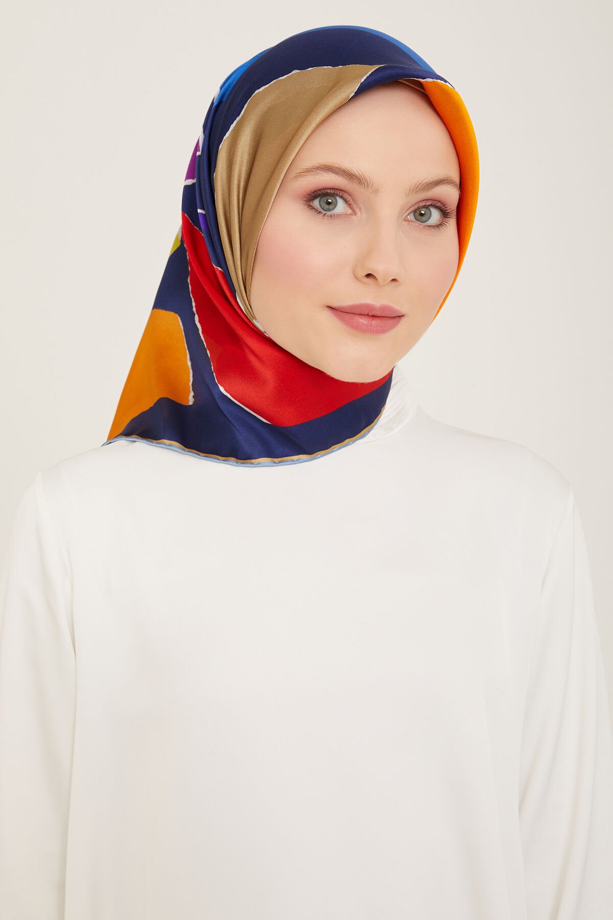 Armine İpek Eşarp 2024 İlkbahar-Yaz - 9125D-80 - Sura