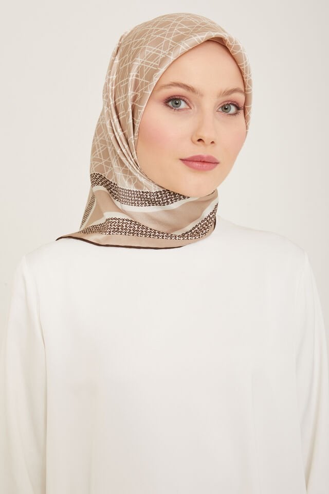Armine İpek Eşarp 2024 İlkbahar-Yaz - 9167D-83 - Tivil