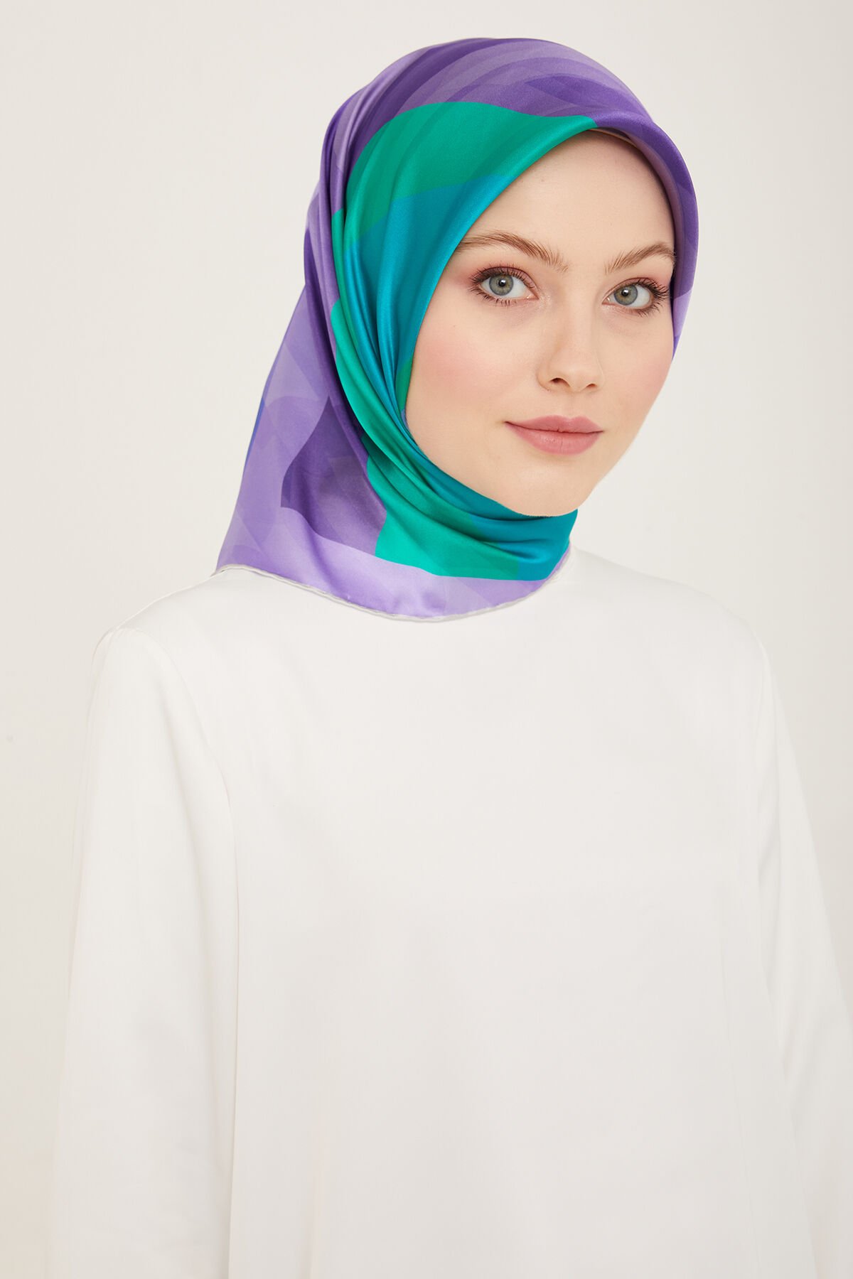 Armine İpek Eşarp 2024 İlkbahar-Yaz - 9137D-81 - Sura