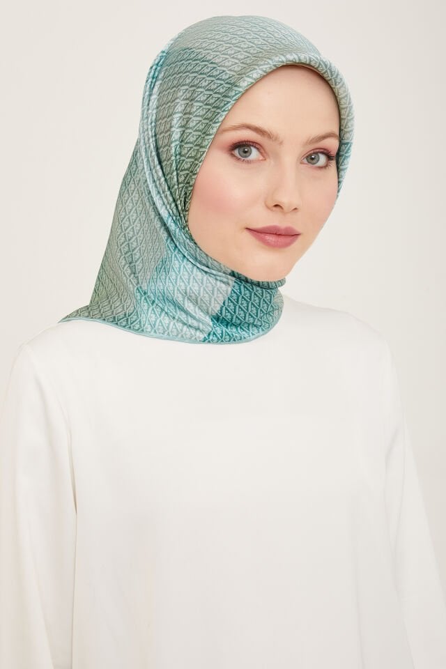 Armine İpek Eşarp 2024 İlkbahar-Yaz - 9104D-84 - Sura