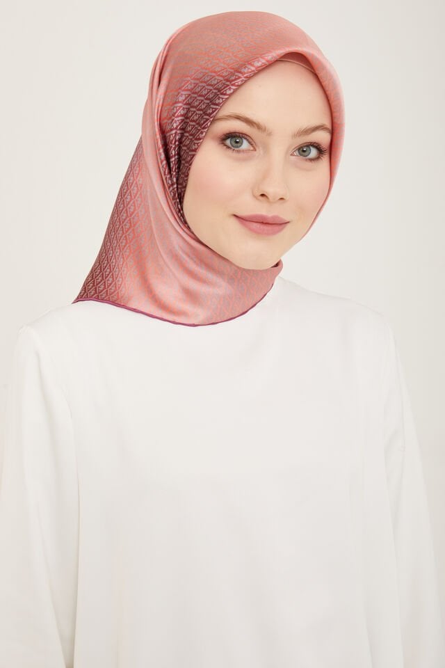 Armine İpek Eşarp 2024 İlkbahar-Yaz - 9104D-10 - Sura