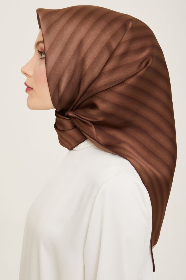 Armine İpek Eşarp 2024 İlkbahar-Yaz - 9150D-92 - Sura