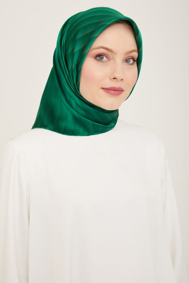 Armine İpek Eşarp 2024 İlkbahar-Yaz - 9150D-84 - Sura