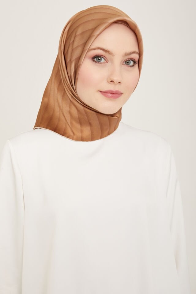Armine İpek Eşarp 2024 İlkbahar-Yaz - 9150D-86 - Sura