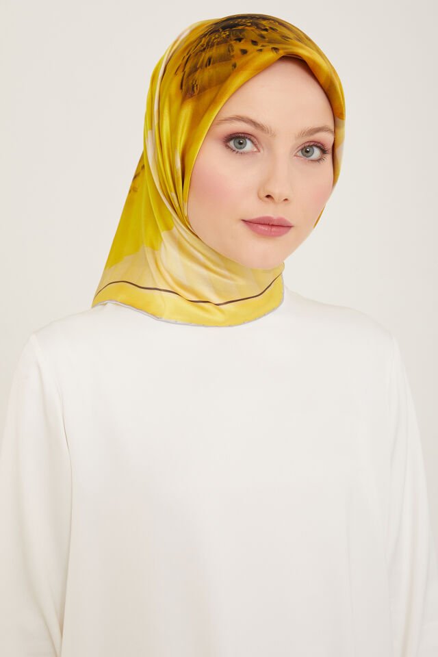 Armine İpek Eşarp 2024 İlkbahar-Yaz - 9100D-86 - Sura