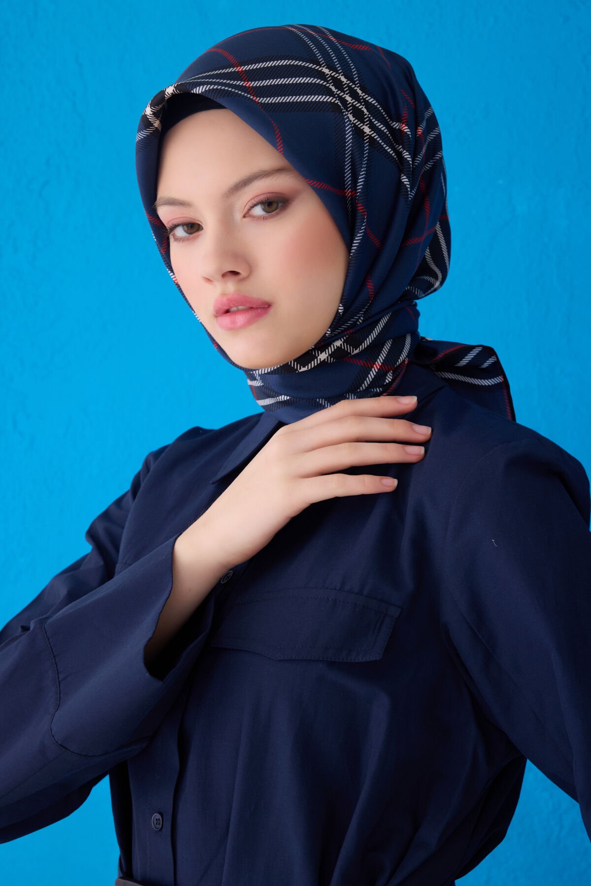 Belli İpek Eşarp 2025 İlkbahar-Yaz - 4122D-52 - Tivil